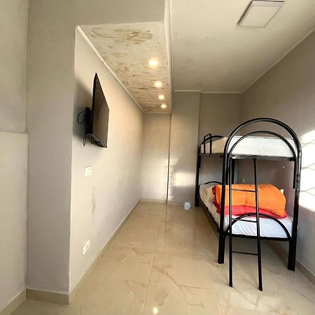Holiday-Caroline Apartment 폼페이 외부 사진
