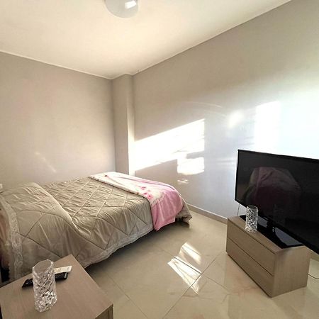 Holiday-Caroline Apartment 폼페이 외부 사진