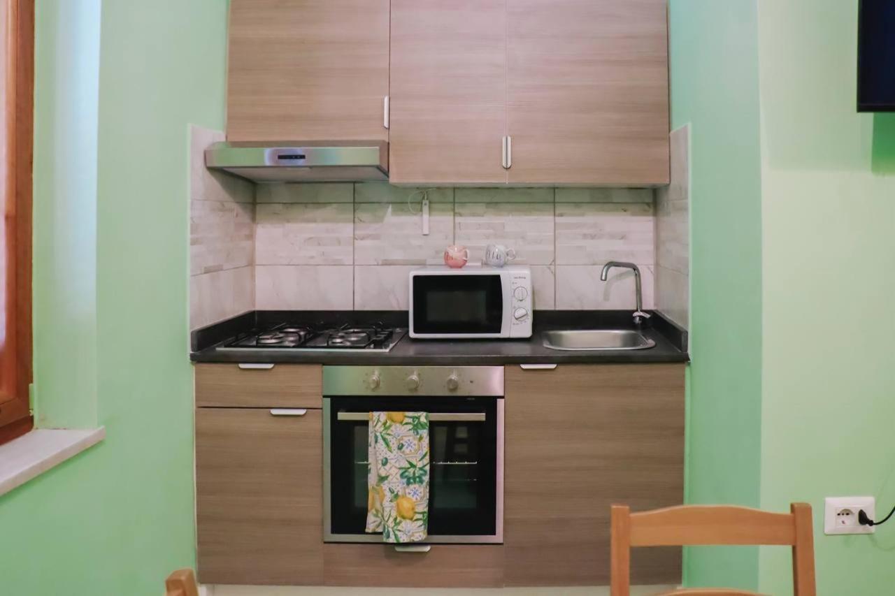 Holiday-Caroline Apartment 폼페이 외부 사진